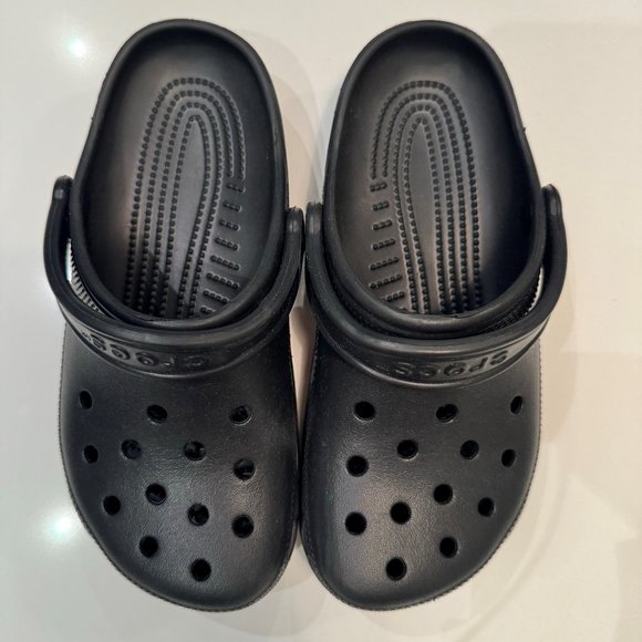 CROCS Other - Crocs Boys Classic - Black Size J4 (NEW)